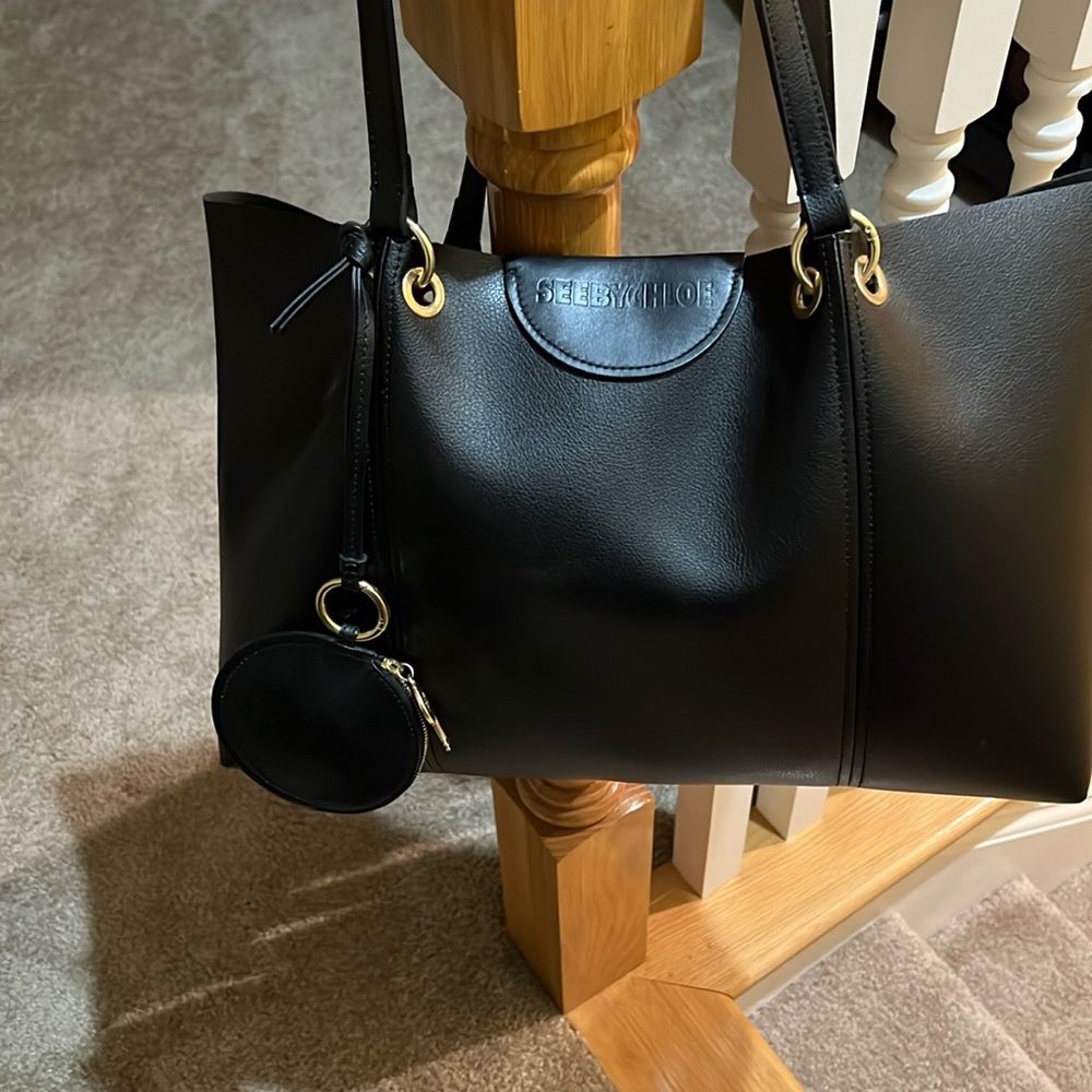 SEE BY CHLOE. black leather tote bag in excellent condition